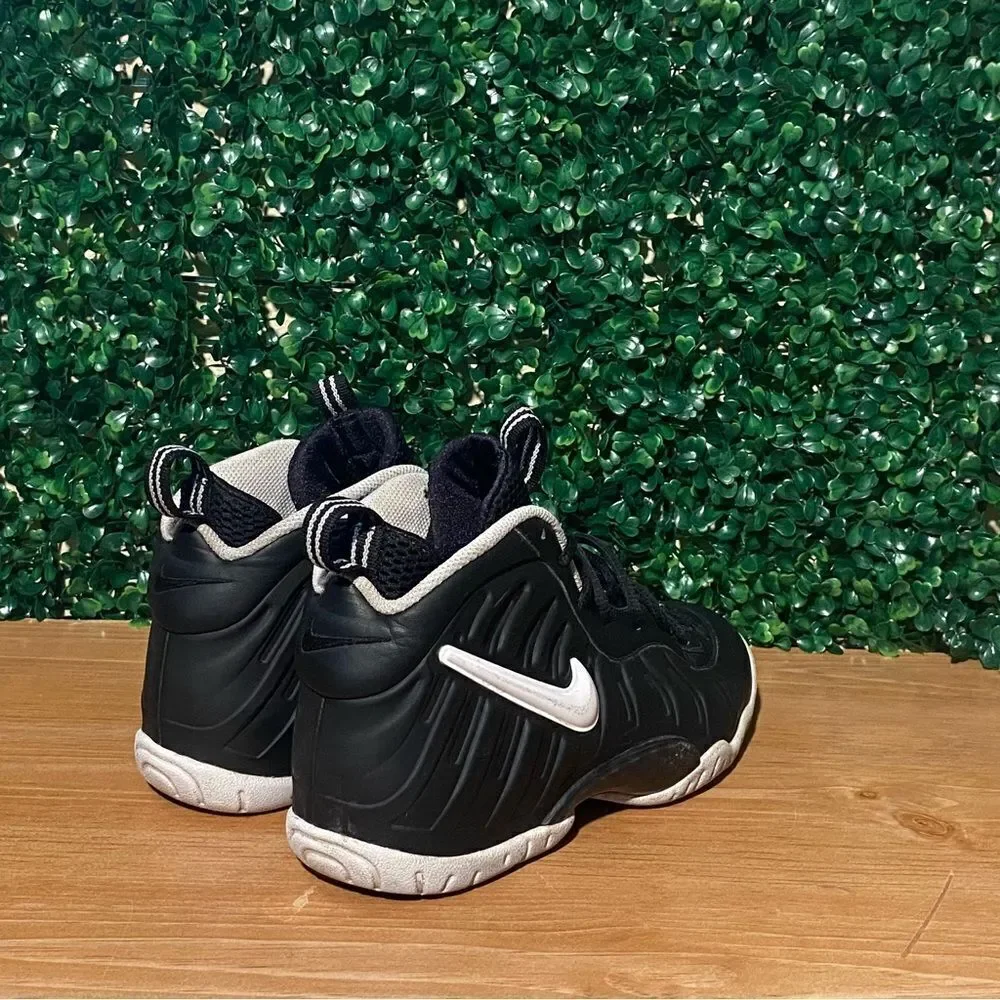 Nike Little‎ Posite Pro GS Dr. Doom Black/White